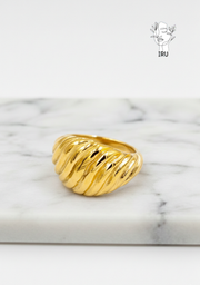 Pompeii Croissant Ring
