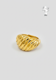 Pompeii Croissant Ring