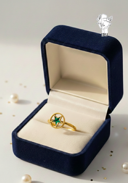 Star Frame Ring with Pearl