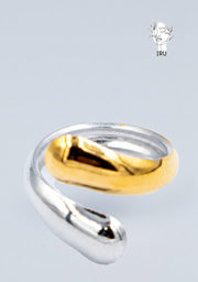 Closed Double Side Hug Ring