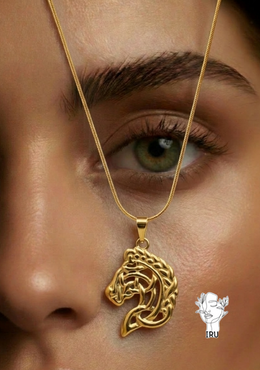 سلسلة حصان عربي
