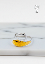 Hollow Side Hug Ring