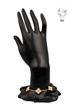 Van Cleef White Shell Stones Bracelet