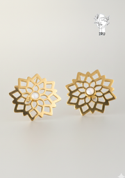 Hollow Flower White-Shell Earrings