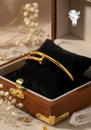 Wide Cartier nail Bangle