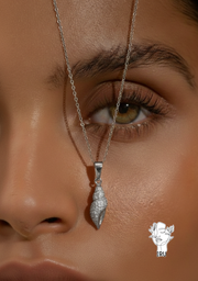 Seashell necklace, stones