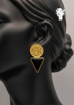 “Jameel Gamal” Triangle Earrings – Black Shell