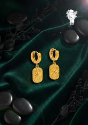 Framed Star Stud Earrings