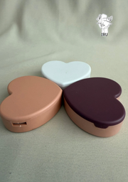 Heart-shaped plastic jewelry organizer with mirror