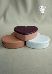 Heart-shaped plastic jewelry organizer with mirror