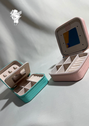 Square leather jewelry organizer with zipper and mirror