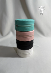 Round leather jewelry organizer with zipper