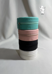 Round leather jewelry organizer with zipper