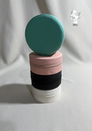 Round leather jewelry organizer with zipper