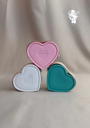 Heart-shaped plastic jewelry organizer with secure closure and leather handle