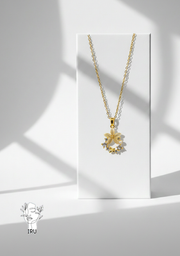 Rose circular frame necklace